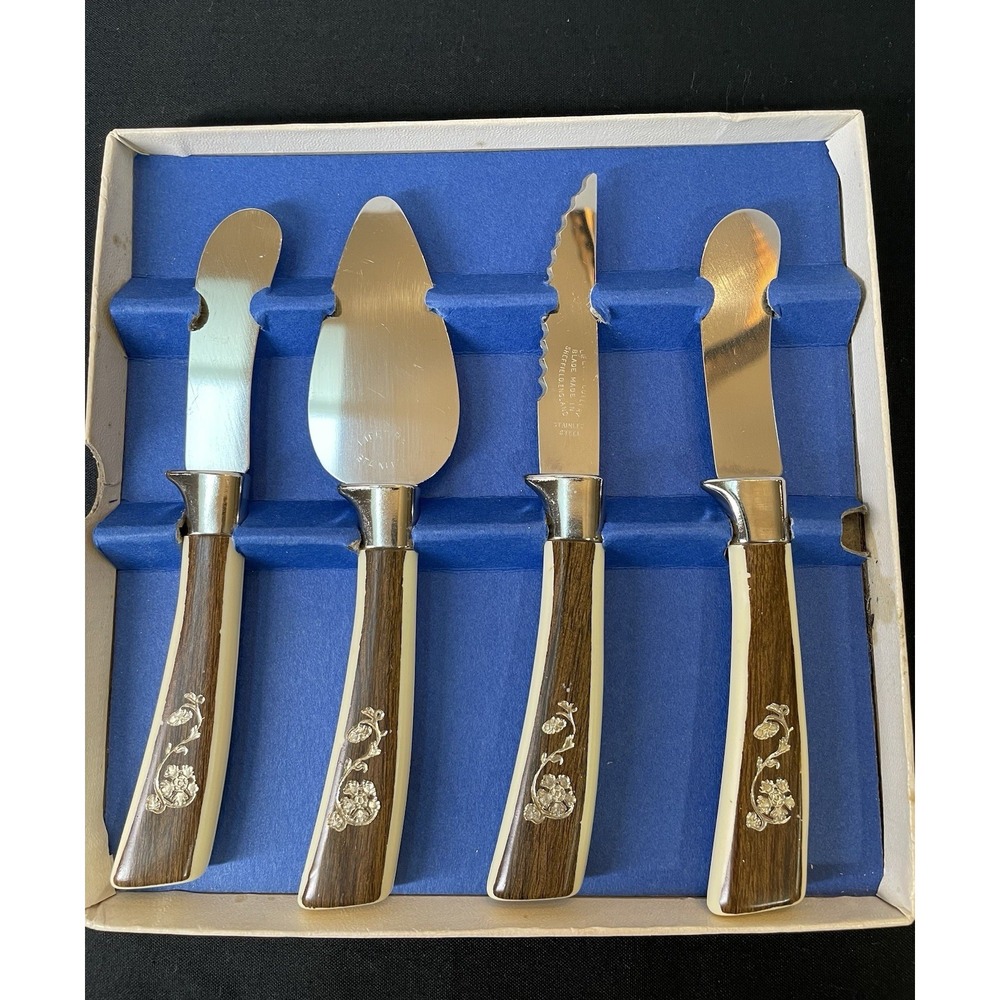 Vintage 1960s Regent Sheffield Stainless Host Cheese Knives 4 Piece Set England